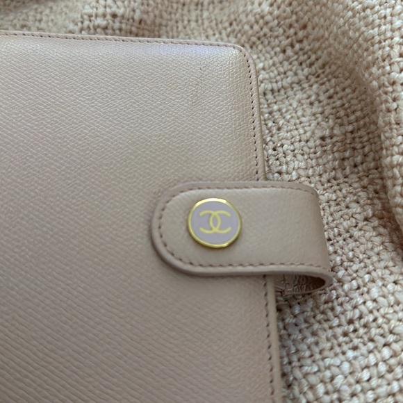 CHANEL Agenda - Picture 6 of 13